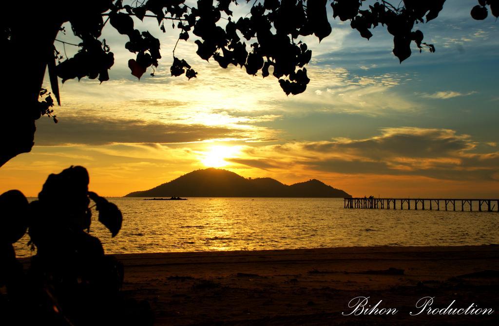 Mimiland Batu Payung Hotel Singkawang Exterior foto